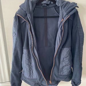Lululemon Fleecy Keen Jacket, Navy Blue with Rose Gold Hardware, like new Sz 6
